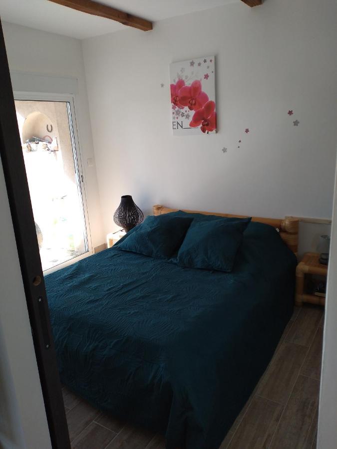 Maison vers les vignes Alignan-du-Vent Extérieur photo